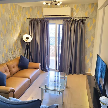 Sunshine Escape Λάρνακα