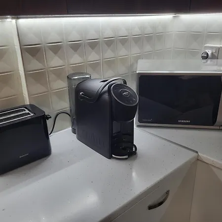 דירה Sunshine Escape לרנקה